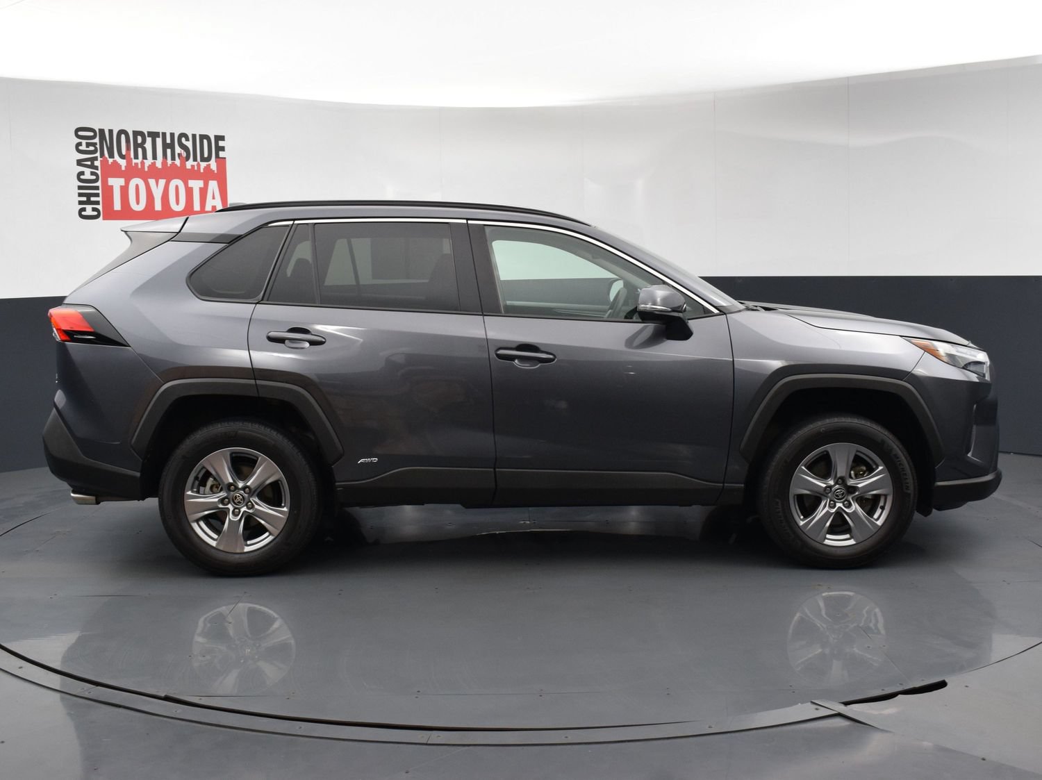 Used 2025 Toyota RAV4 XLE AWD/4WD image 5