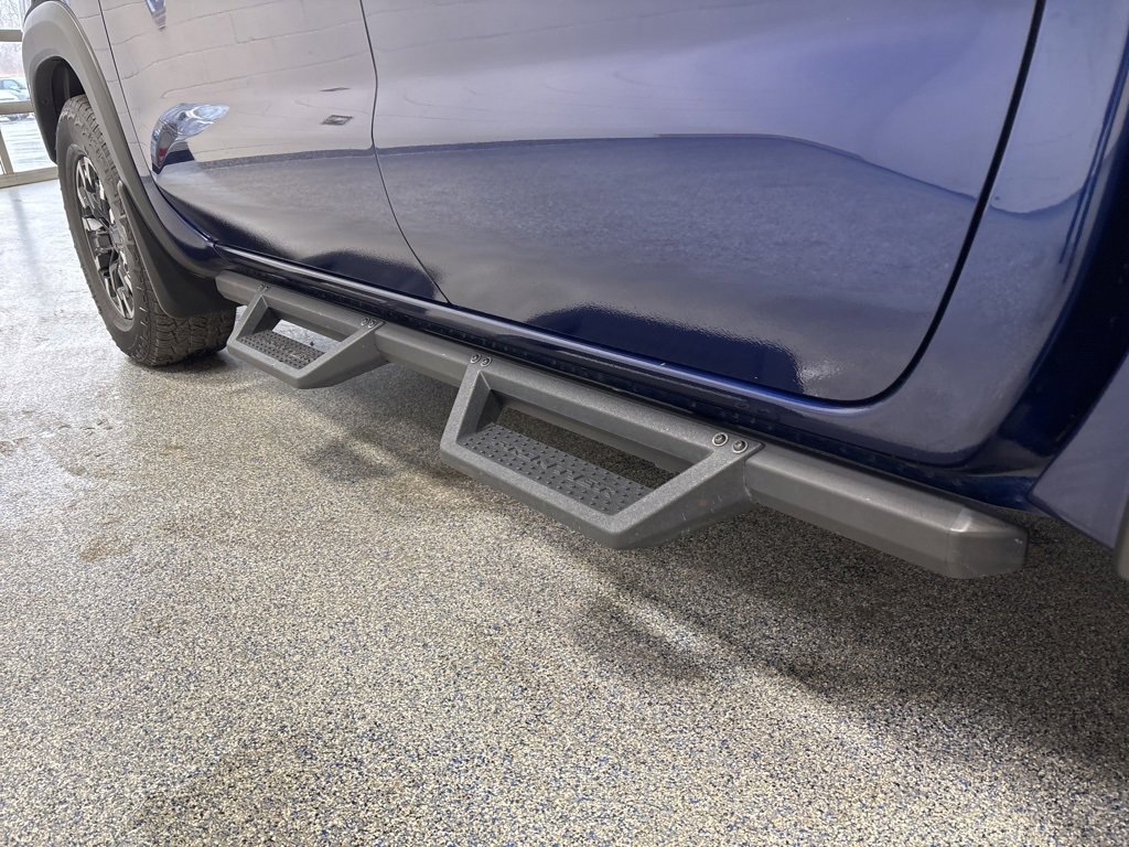 Used 2023 Nissan Frontier PRO-4X w/ Technology Package image 9