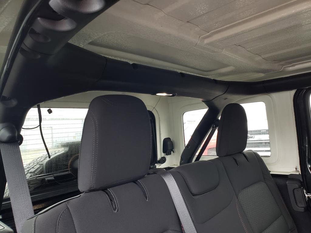 Used 2021 Jeep Wrangler Unlimited Rubicon image 43