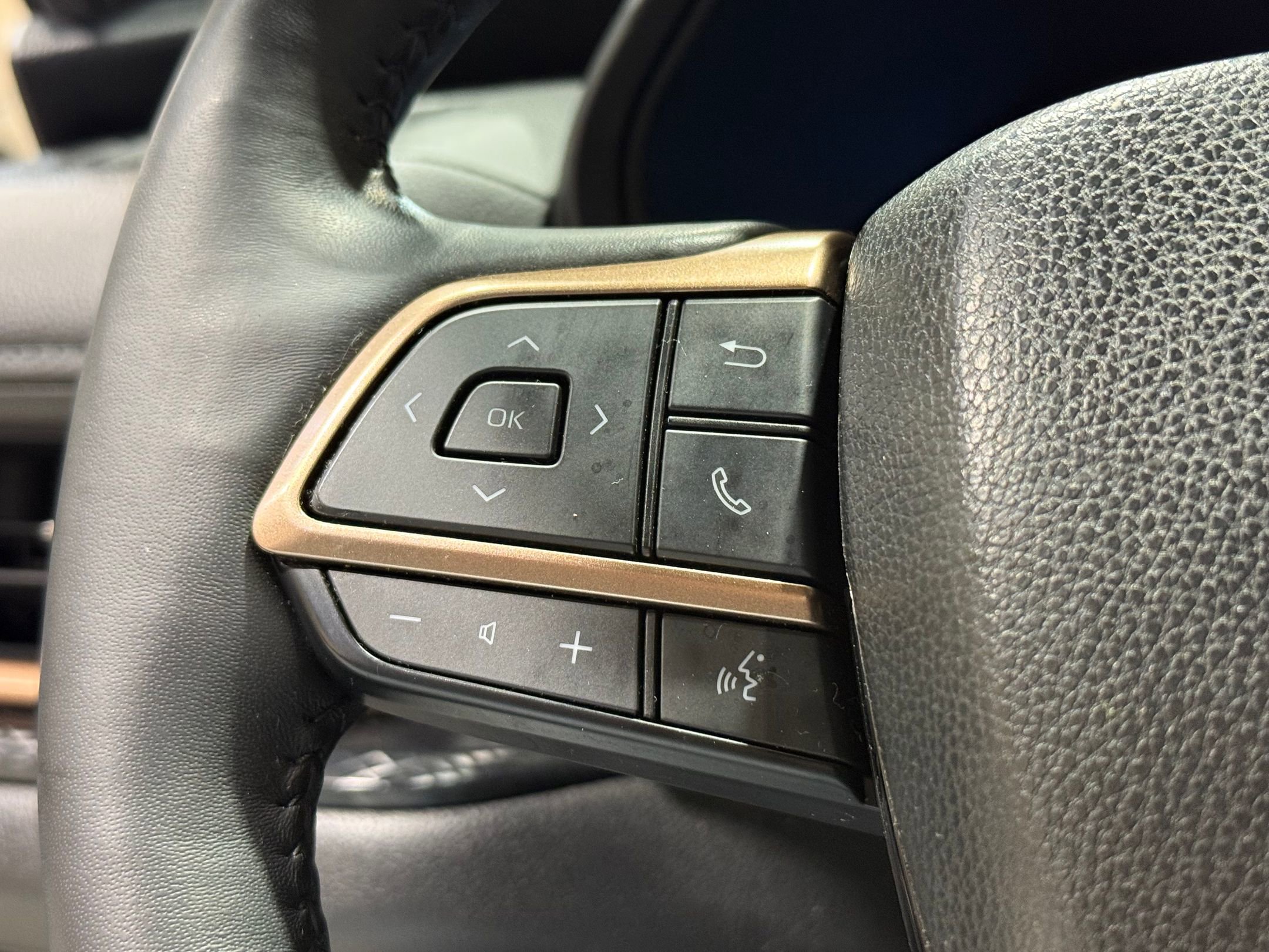 Used 2024 Toyota Grand Highlander AWD Hybrid image 15