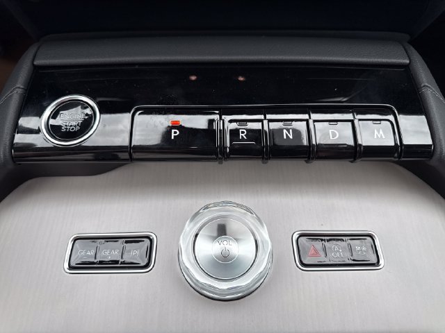 New 2027 Lincoln Navigator L Reserve AWD/4WD image 33