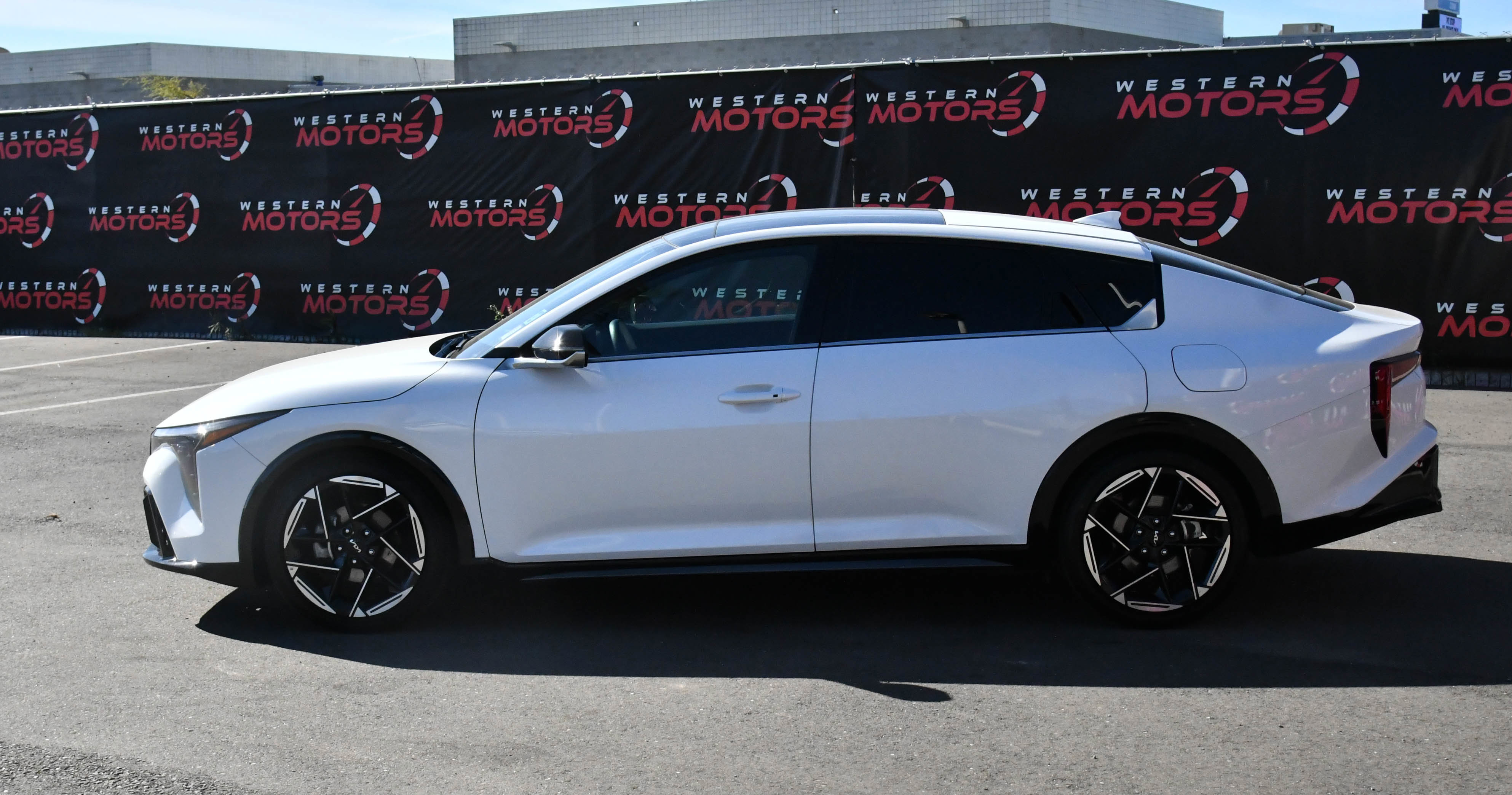 Used 2025 Kia K4 GT-Line w/ GT-Line Premium Package image 4