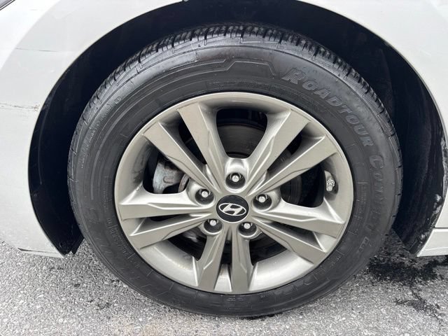Used 2018 Hyundai Elantra SEL FWD image 23
