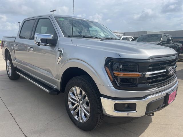 New 2025 Ford F150 XLT w/ Equipment Group 302A MID image 2