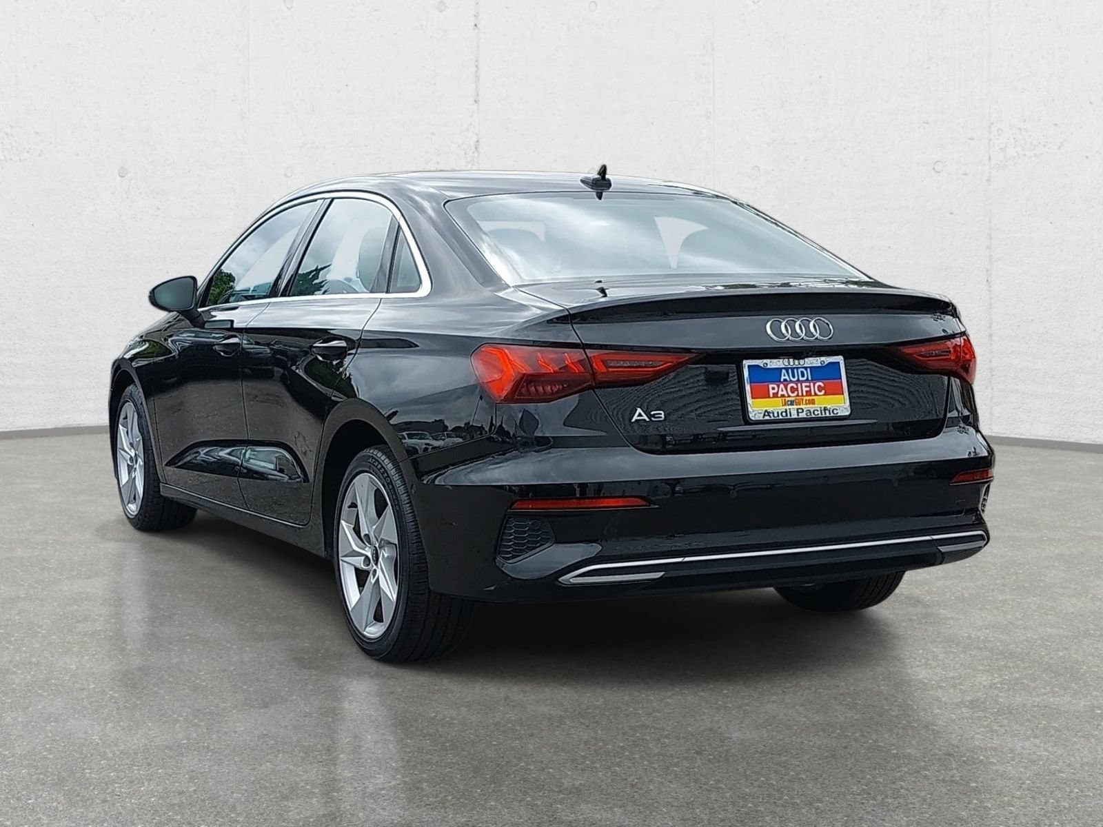 Used 2024 Audi A3 2.0T Premium FWD image 7