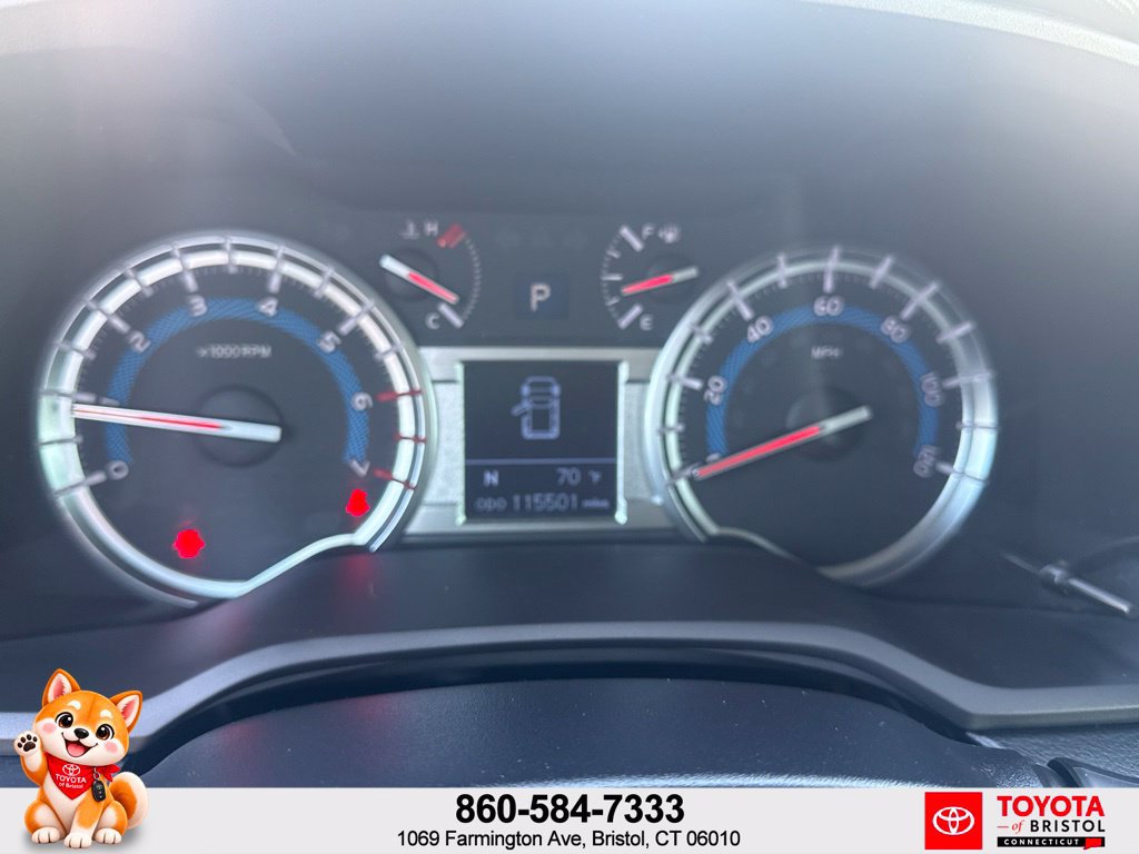Used 2017 Toyota 4Runner SR5 AWD/4WD image 23