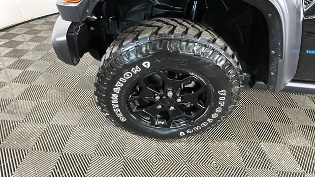 Used 2023 Jeep Wrangler Unlimited w/ Cold Weather Group AWD/4WD image 8