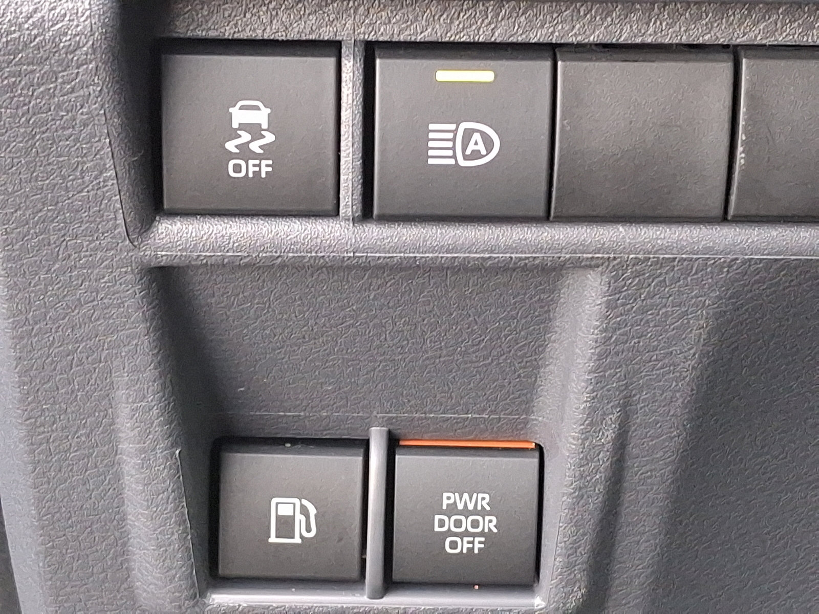 Certified 2022 Toyota Sienna LE image 27