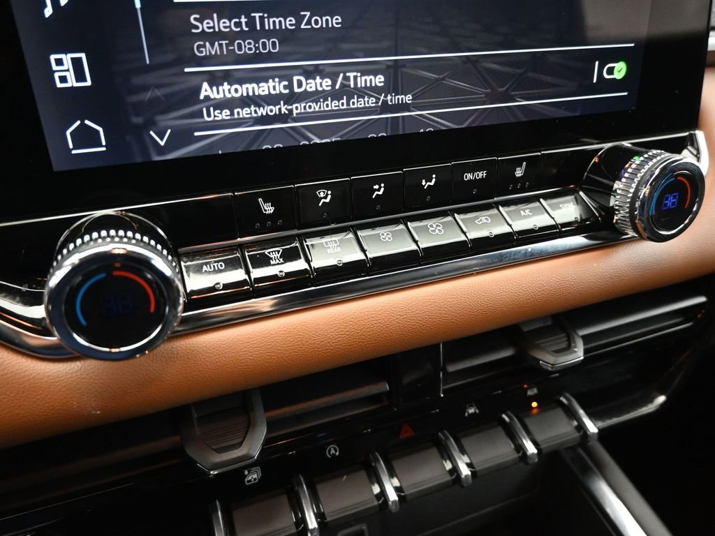 Used 2023 GMC Canyon AT4 AWD/4WD image 17