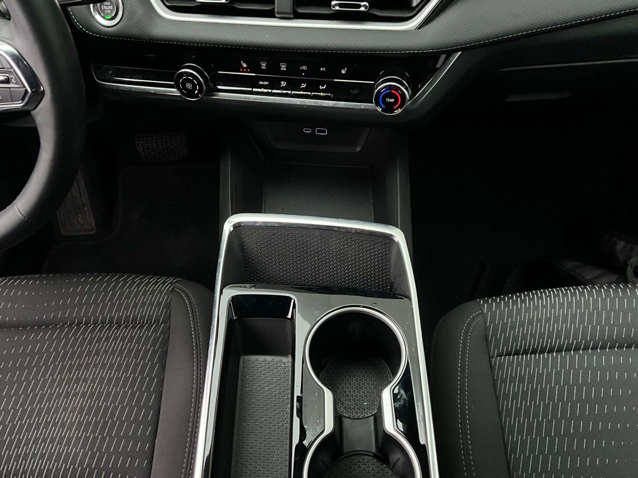 Used 2025 Chevrolet Equinox LT image 14