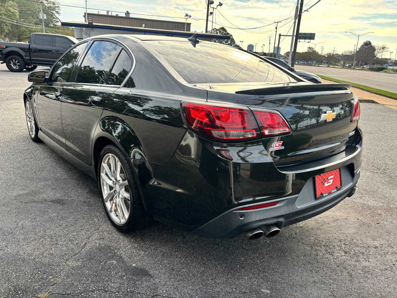 Used 2014 Chevrolet SS RWD image 5