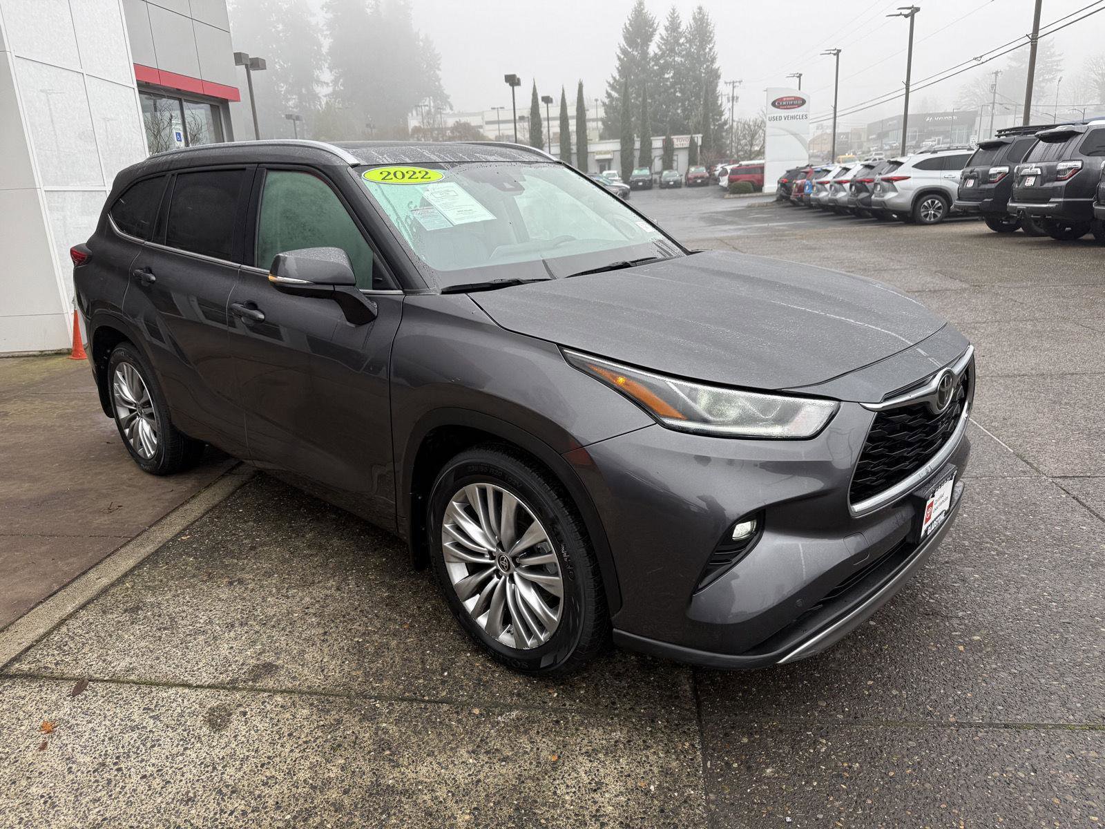 Used 2022 Toyota Highlander Platinum image 7