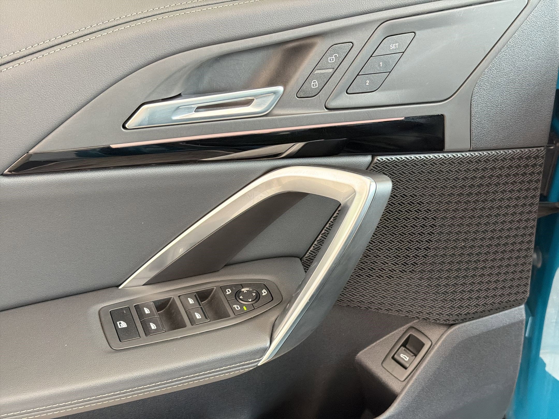 Used 2025 BMW X1 xDrive28i w/ Technology Package image 21