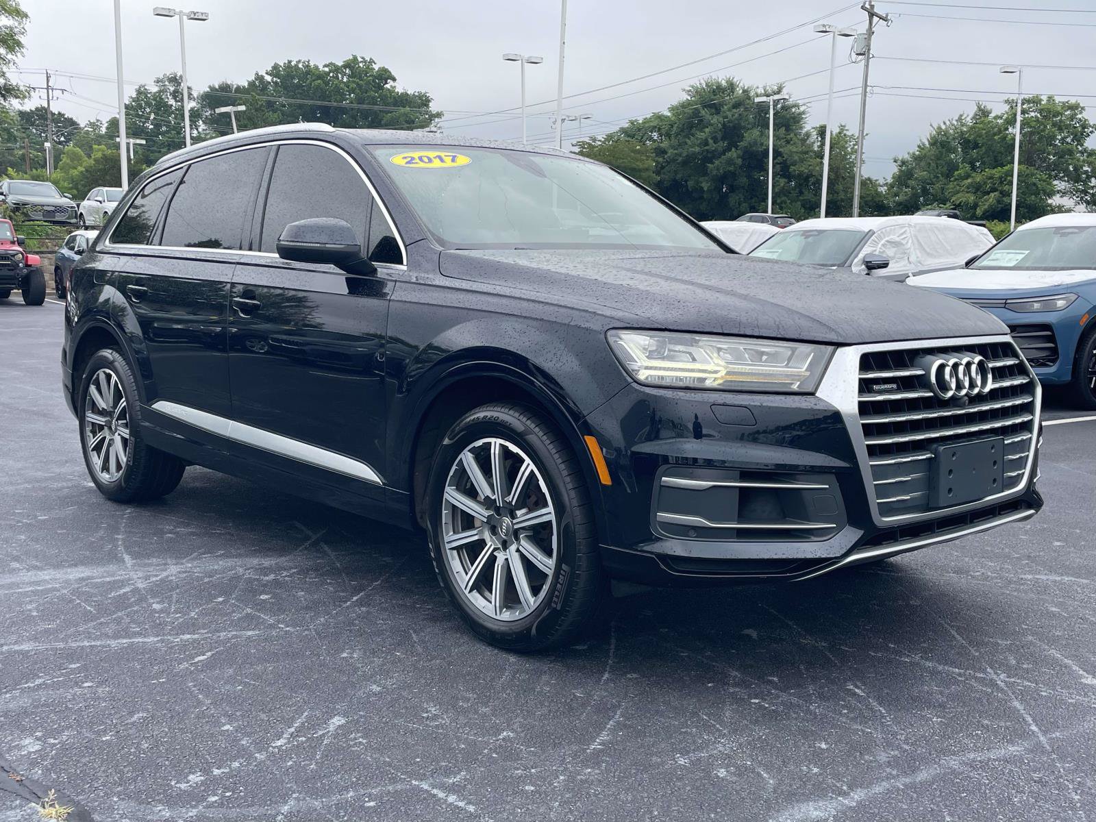 Used 2017 Audi Q7 3.0T Premium Plus AWD/4WD image 1