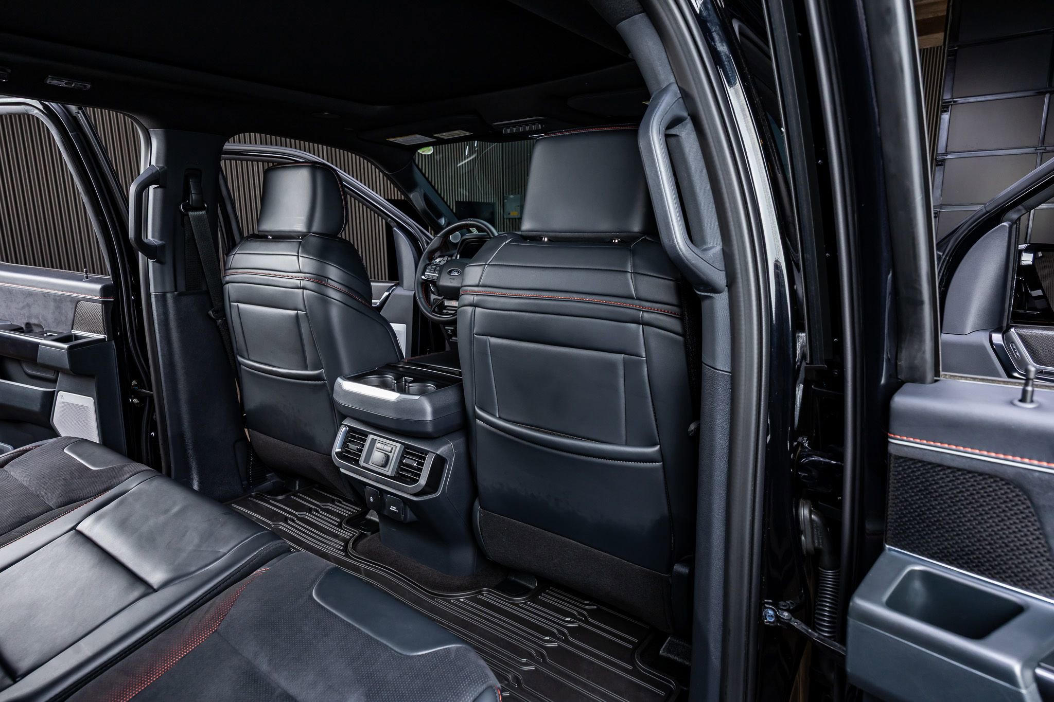 Used 2025 Ford F150 Raptor w/ Equipment Group 803A Raptor R image 32