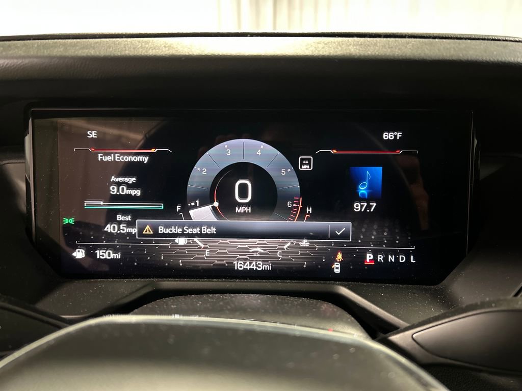 Used 2025 GMC Acadia Elevation image 16