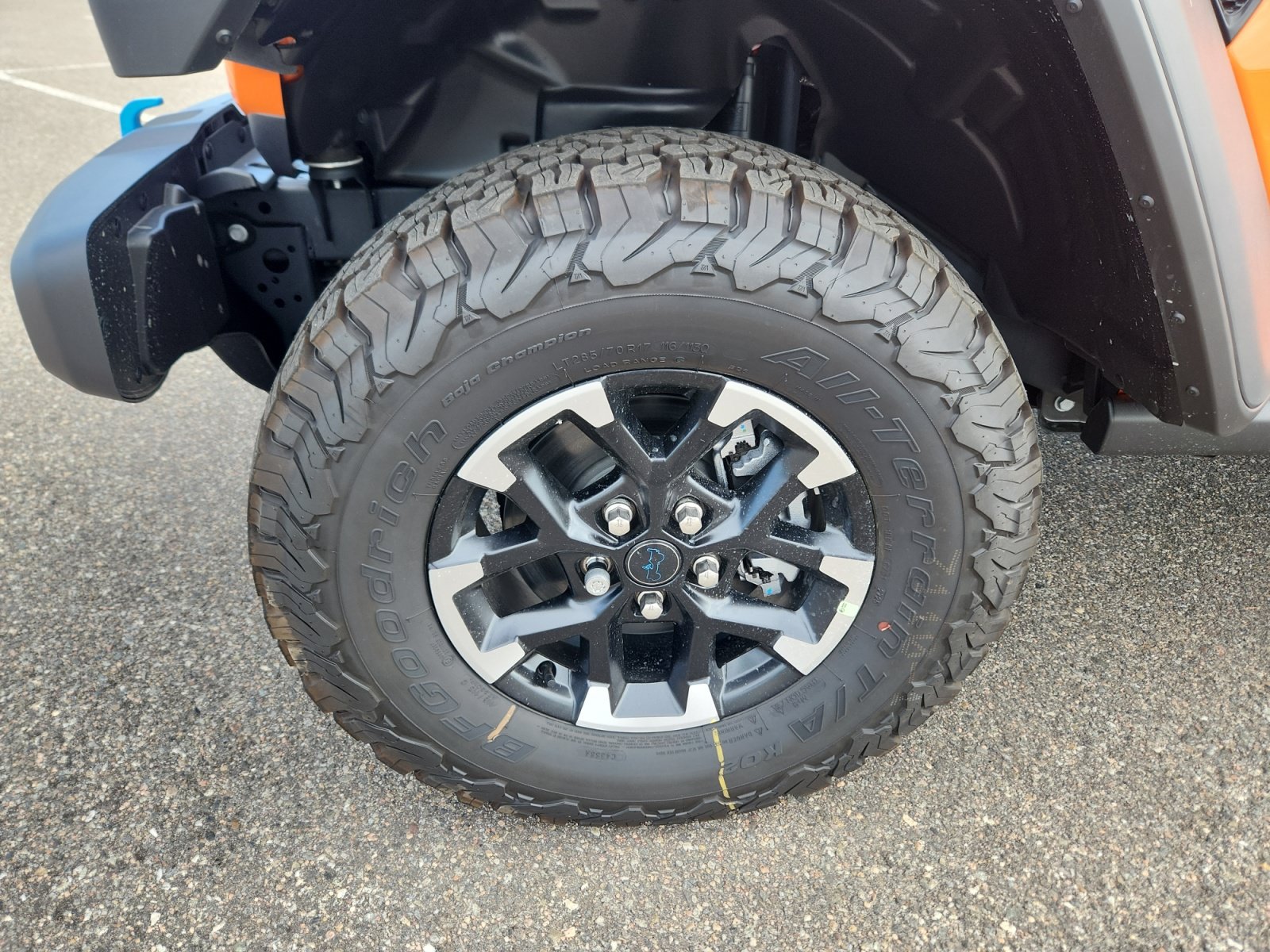New 2025 Jeep Wrangler Unlimited Rubicon 4xe w/ Convenience Group AWD/4WD image 27