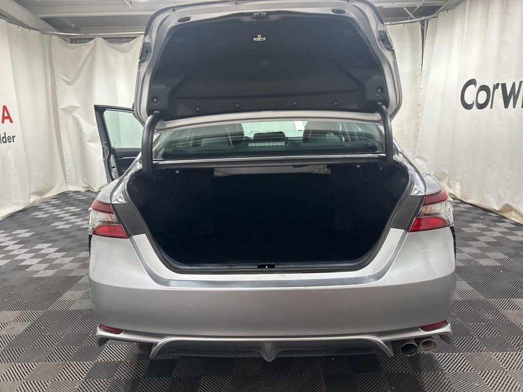 Used 2024 Toyota Camry SE image 17