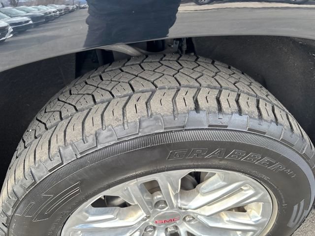 Certified 2023 GMC Yukon XL SLT image 31