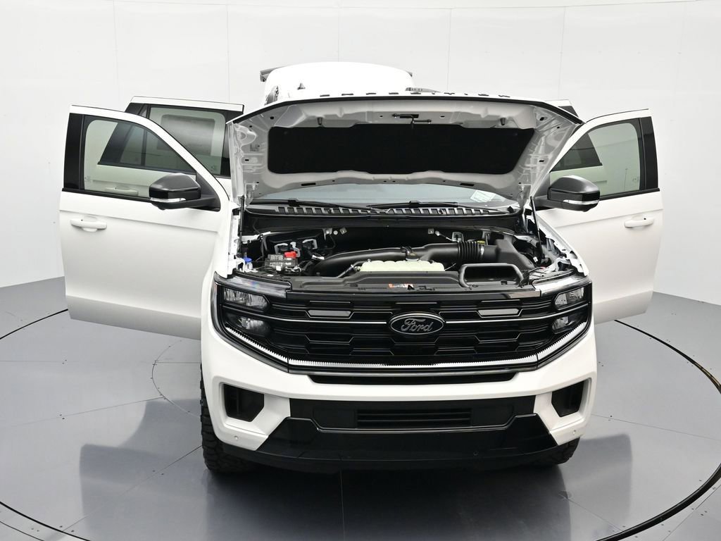 New 2026 Ford Expedition Platinum w/ Stealth Appearance Package AWD/4WD image 47