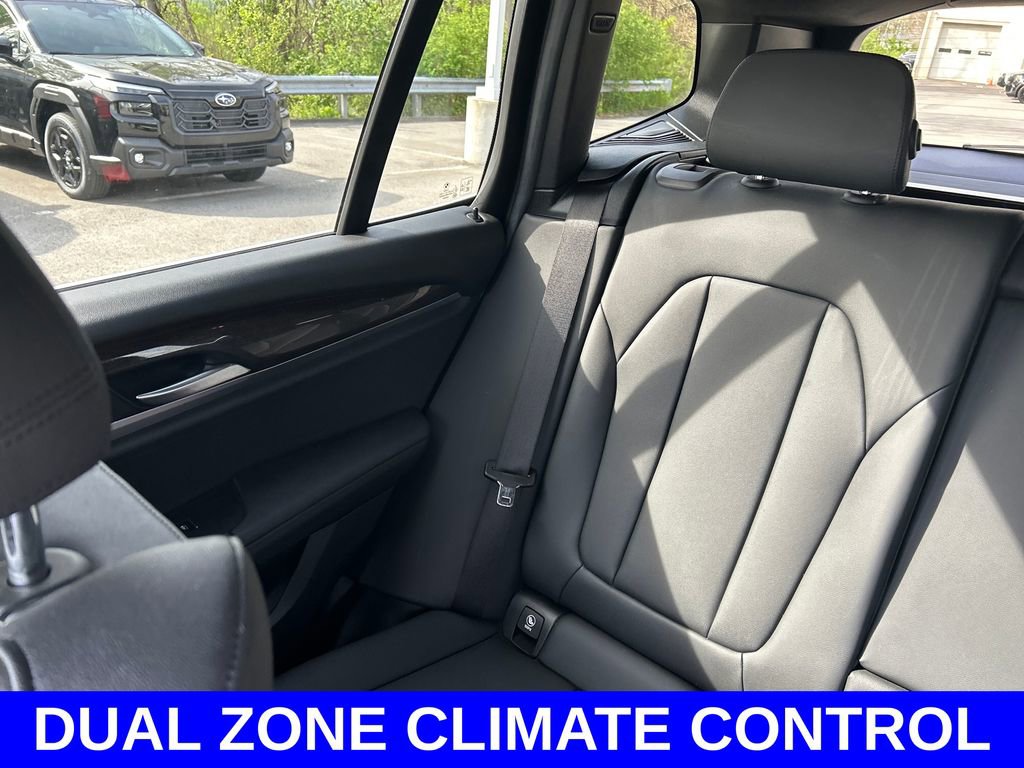 Used 2018 BMW X3 xDrive30i AWD/4WD image 12