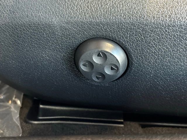 Used 2024 Mercedes-Benz CLE 300 4MATIC Coupe image 27