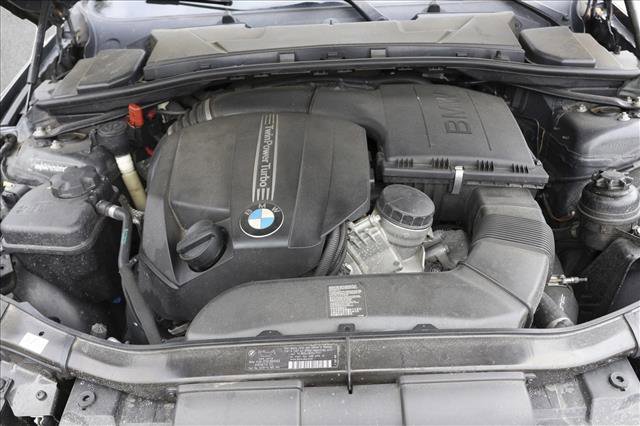 Used 2013 BMW 335i xDrive Coupe AWD/4WD image 28