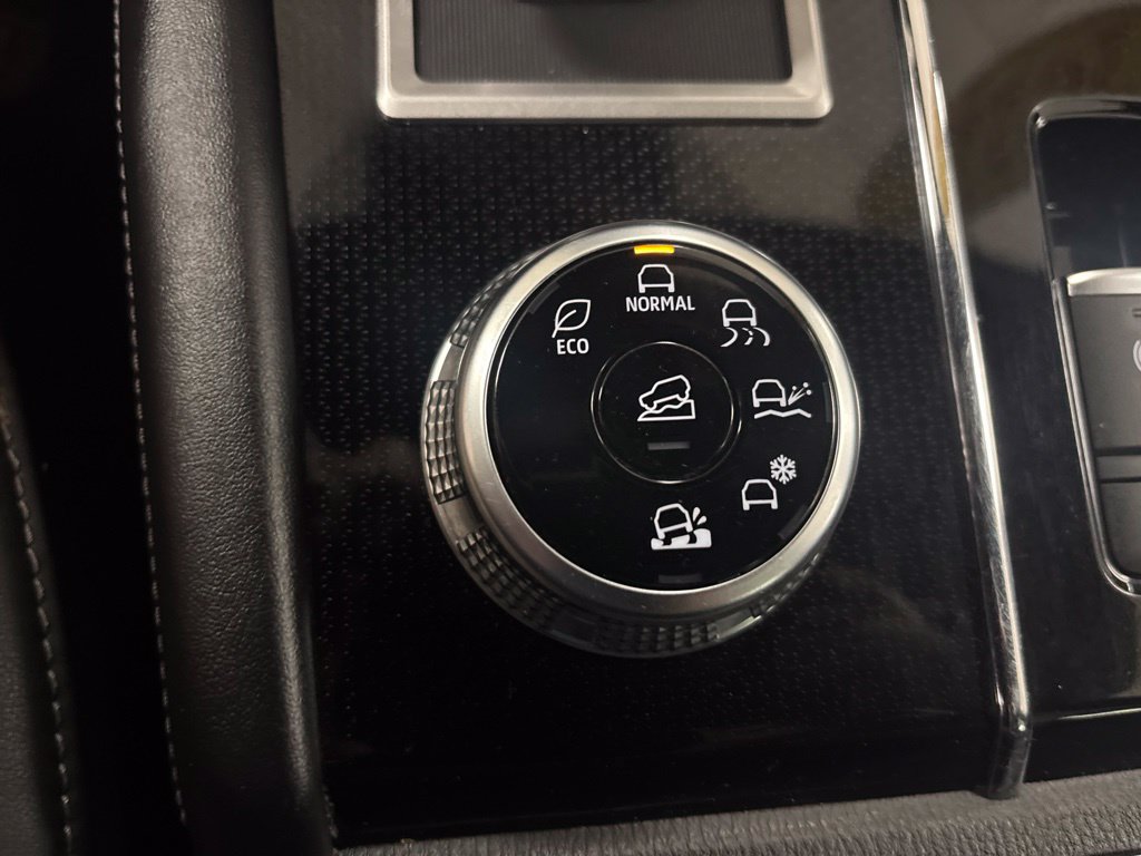 Used 2022 Mitsubishi Outlander SE AWD/4WD image 15