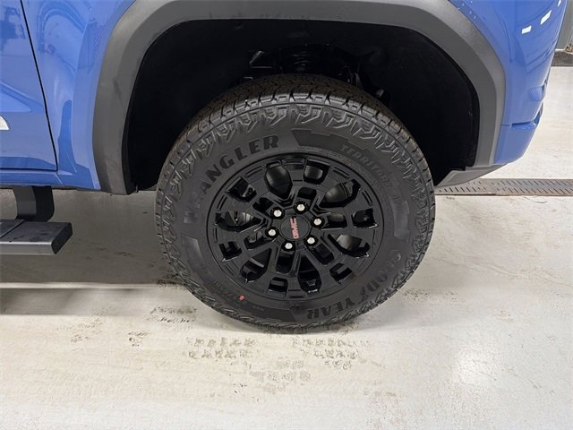 New 2026 GMC Canyon Elevation w/ Convenience Package image 14