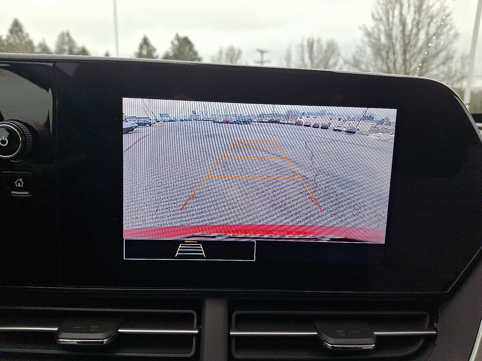 Certified 2024 Chevrolet Trax LS w/ LS Convenience Package image 17