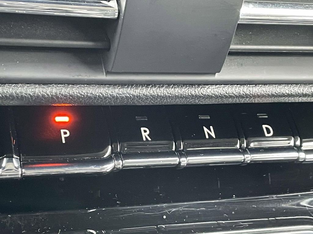 Used 2024 Lincoln Corsair Reserve image 30