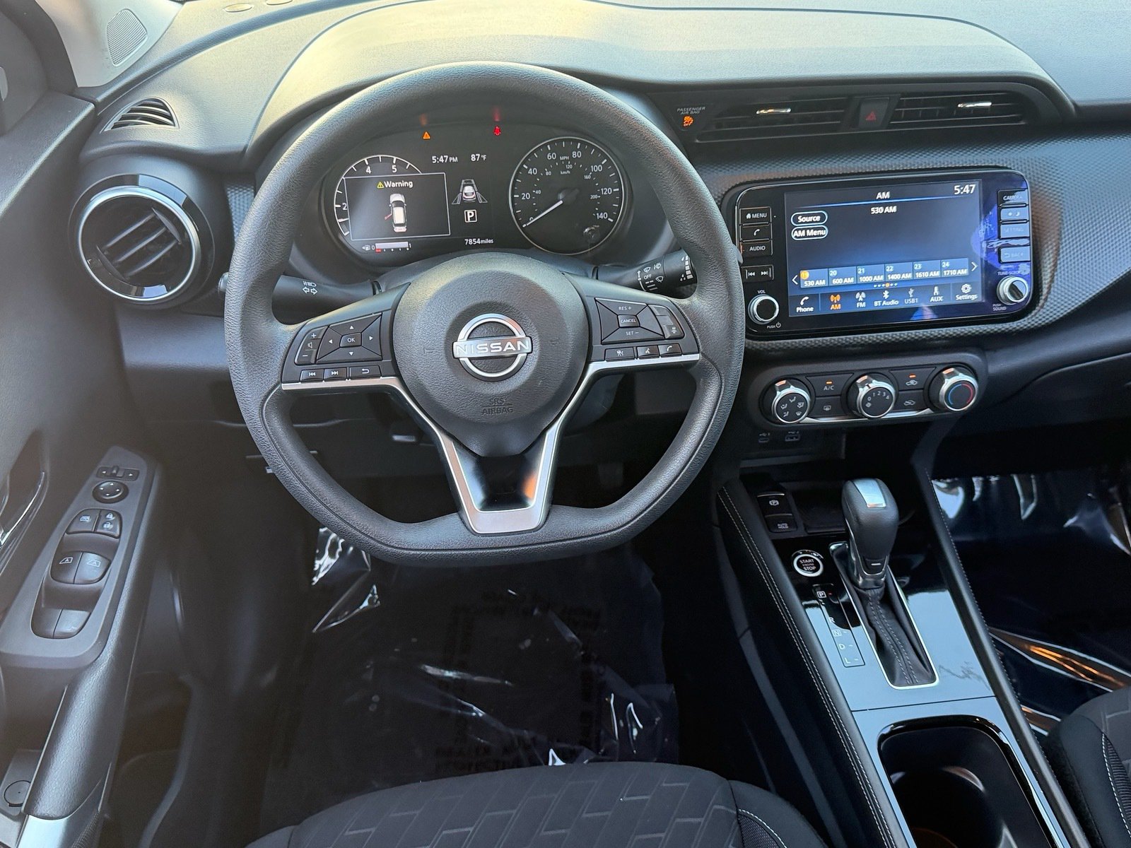 Used 2024 Nissan Kicks SV FWD image 13
