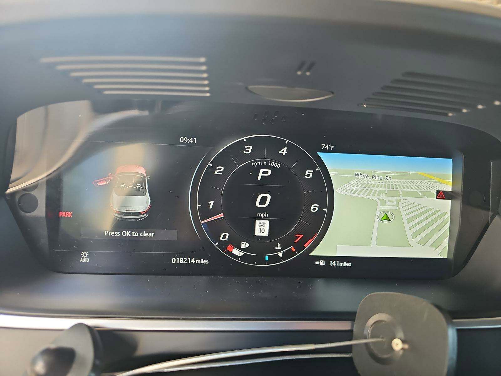 Used 2021 Jaguar F-TYPE R AWD/4WD image 15