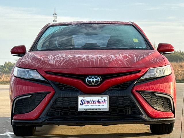 Used 2023 Toyota Camry SE video 2