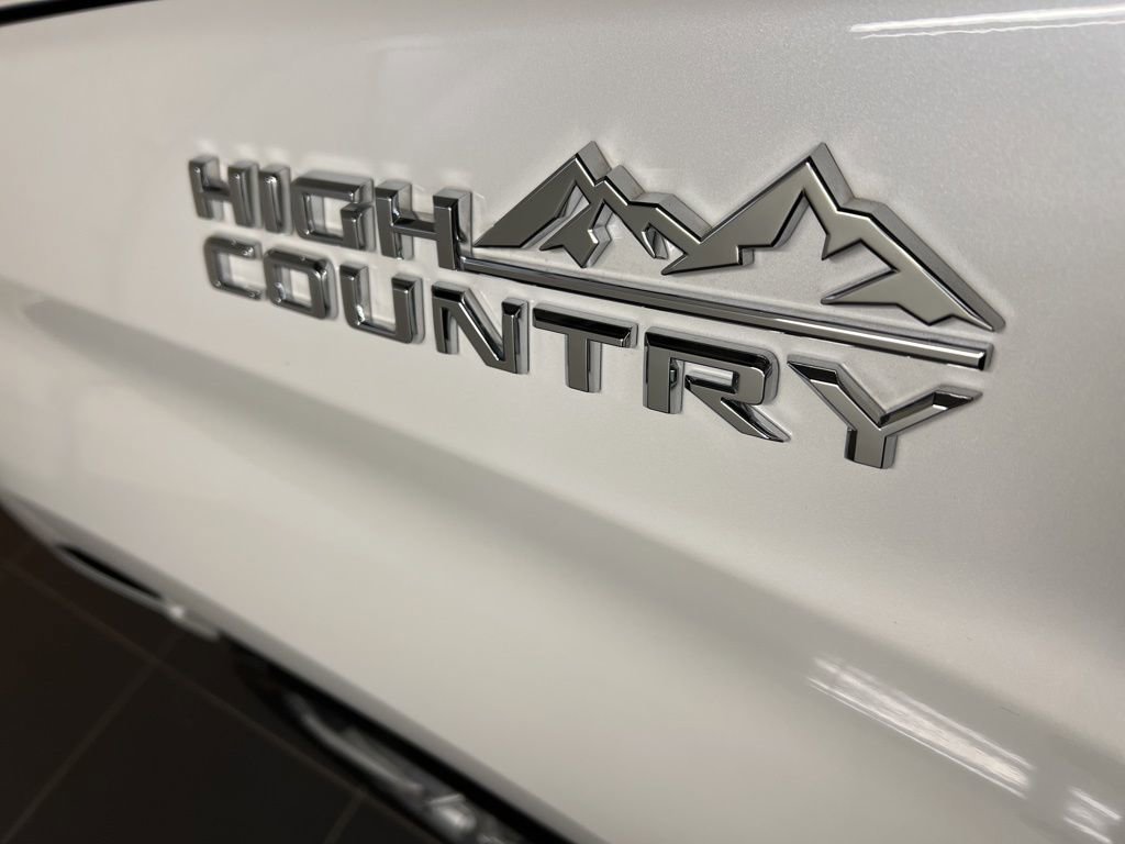 Used 2024 Chevrolet Silverado 1500 High Country w/ High Country Premium Package image 36