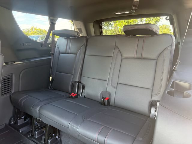 New 2026 Chevrolet Suburban RST w/ RST Capability Package AWD/4WD image 22