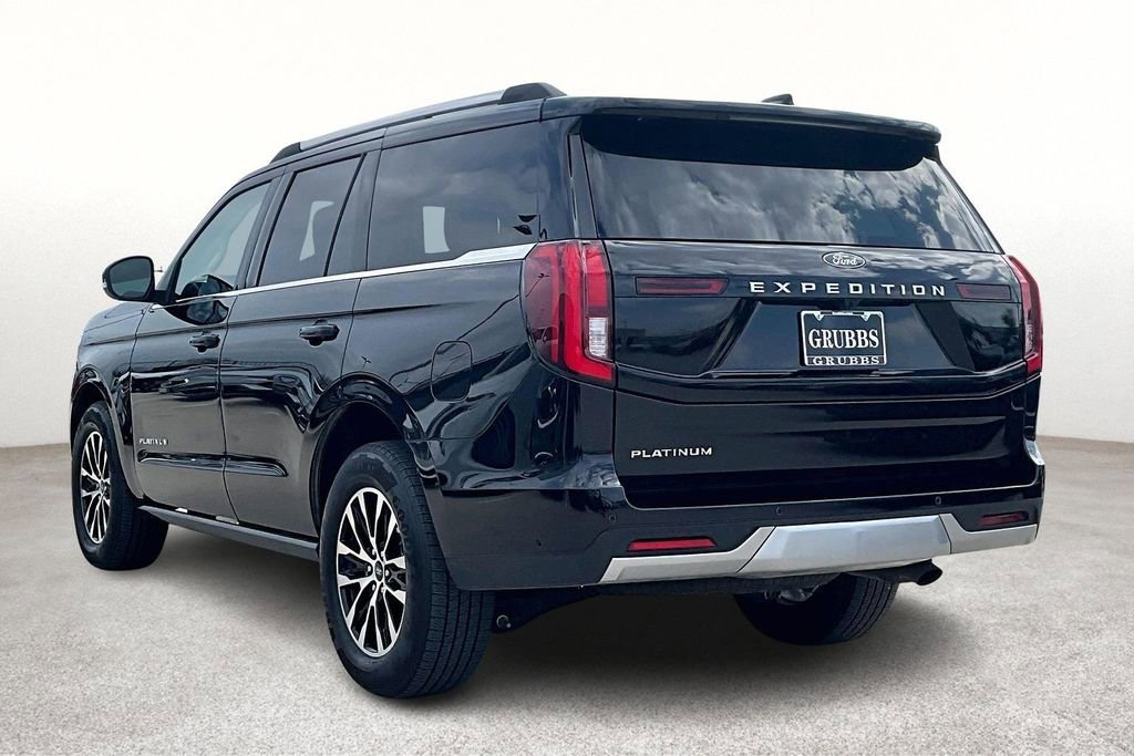 Used 2025 Ford Expedition Platinum AWD/4WD image 16