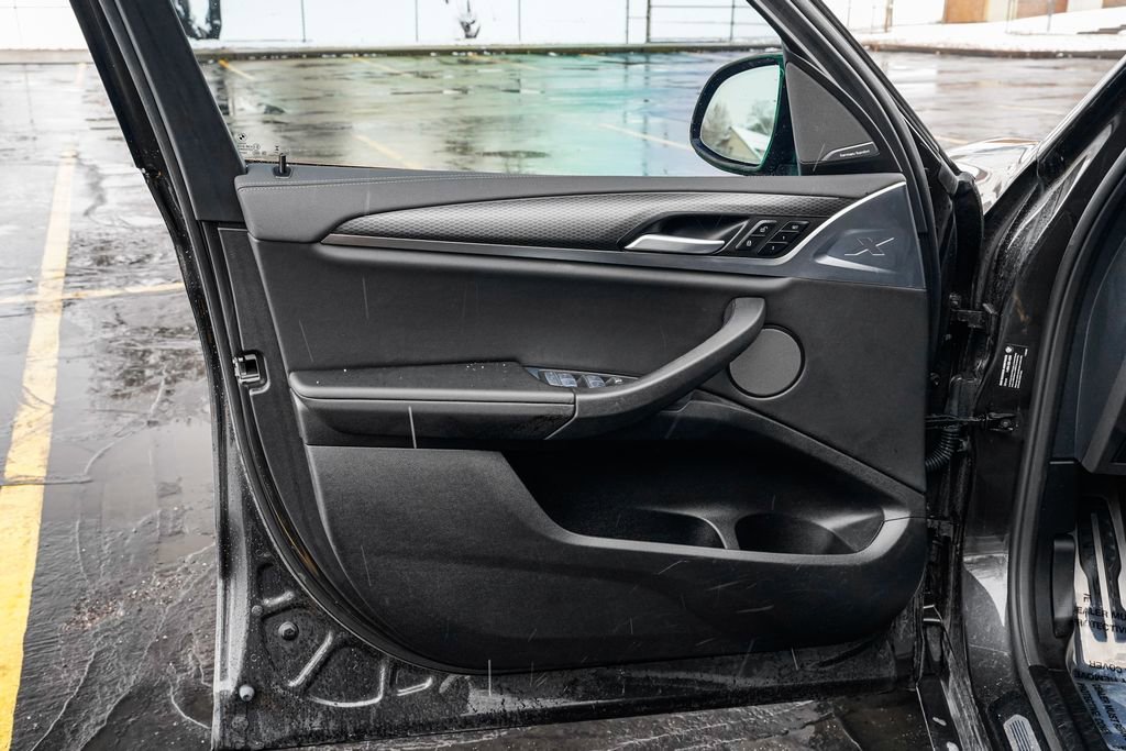 Certified 2024 BMW X3 M40i w/ Premium Package image 9