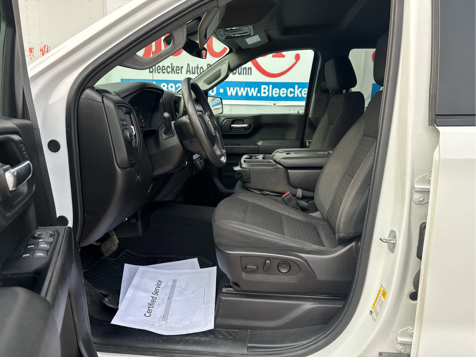 Used 2024 Chevrolet Silverado 1500 Custom image 27