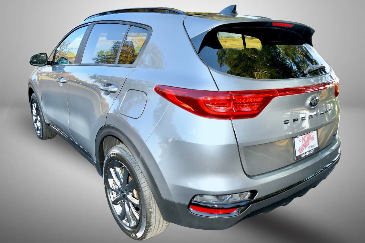 Used 2022 Kia Sportage Nightfall Edition w/ Nighfall AWD Premium Package image 5