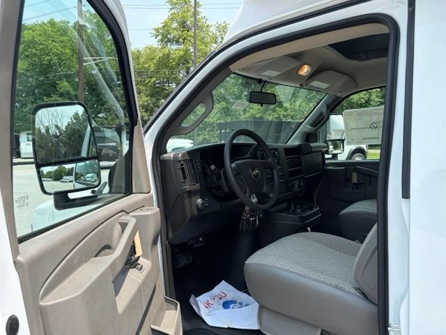 New 2026 Chevrolet Express 3500 w/ Power Convenience Package RWD image 14