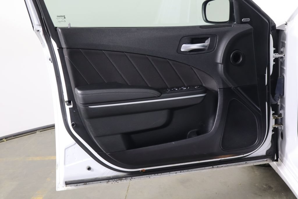 Used 2023 Dodge Charger SXT w/ Cold Weather Package RWD image 20