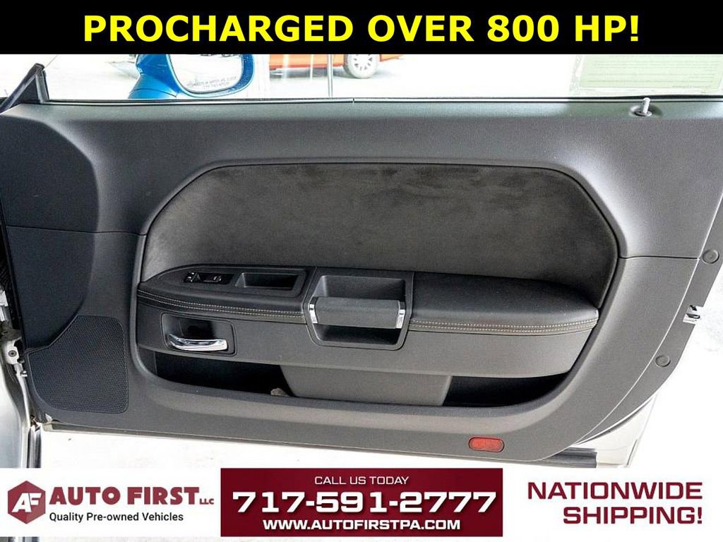 Used 2009 Dodge Challenger SRT8 image 14