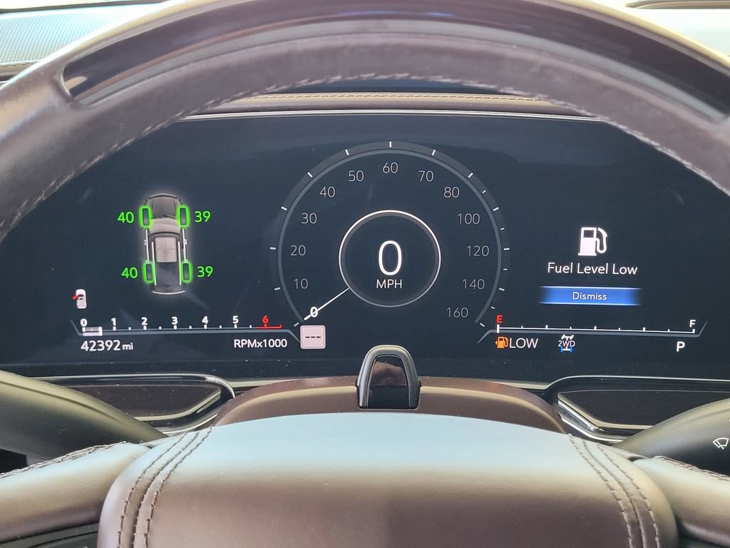 Used 2022 Cadillac Escalade Sport Platinum AWD/4WD image 11