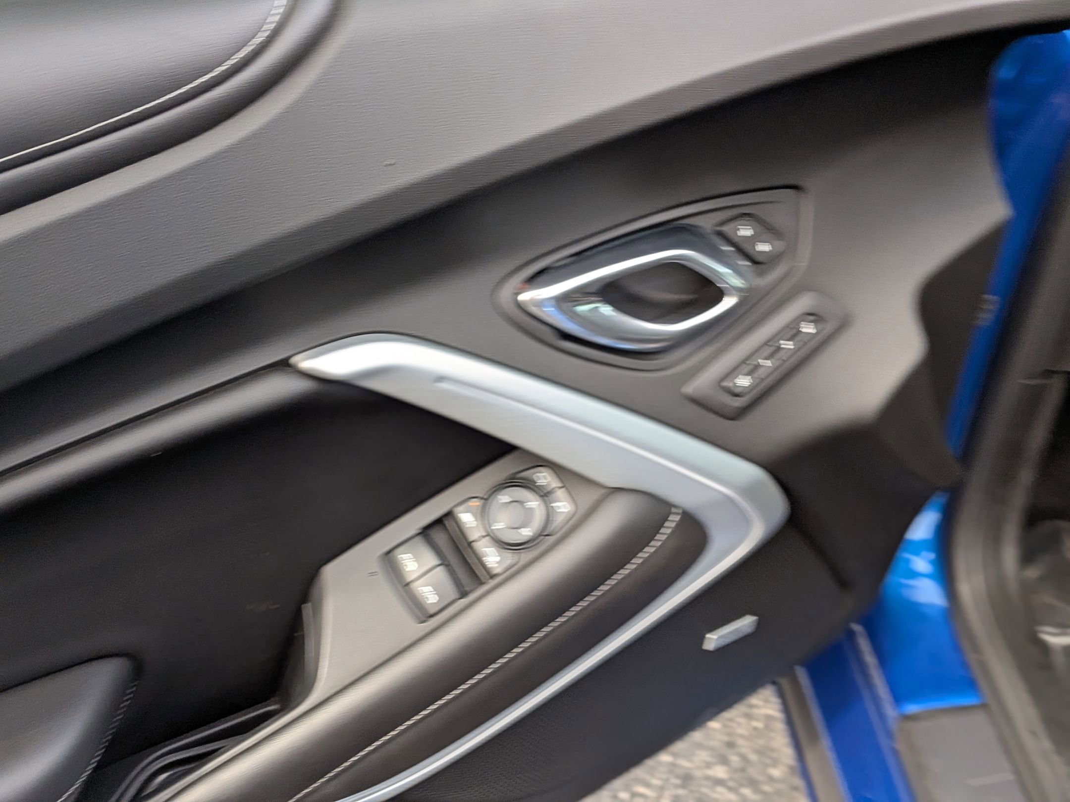 Used 2018 Chevrolet Camaro SS image 15