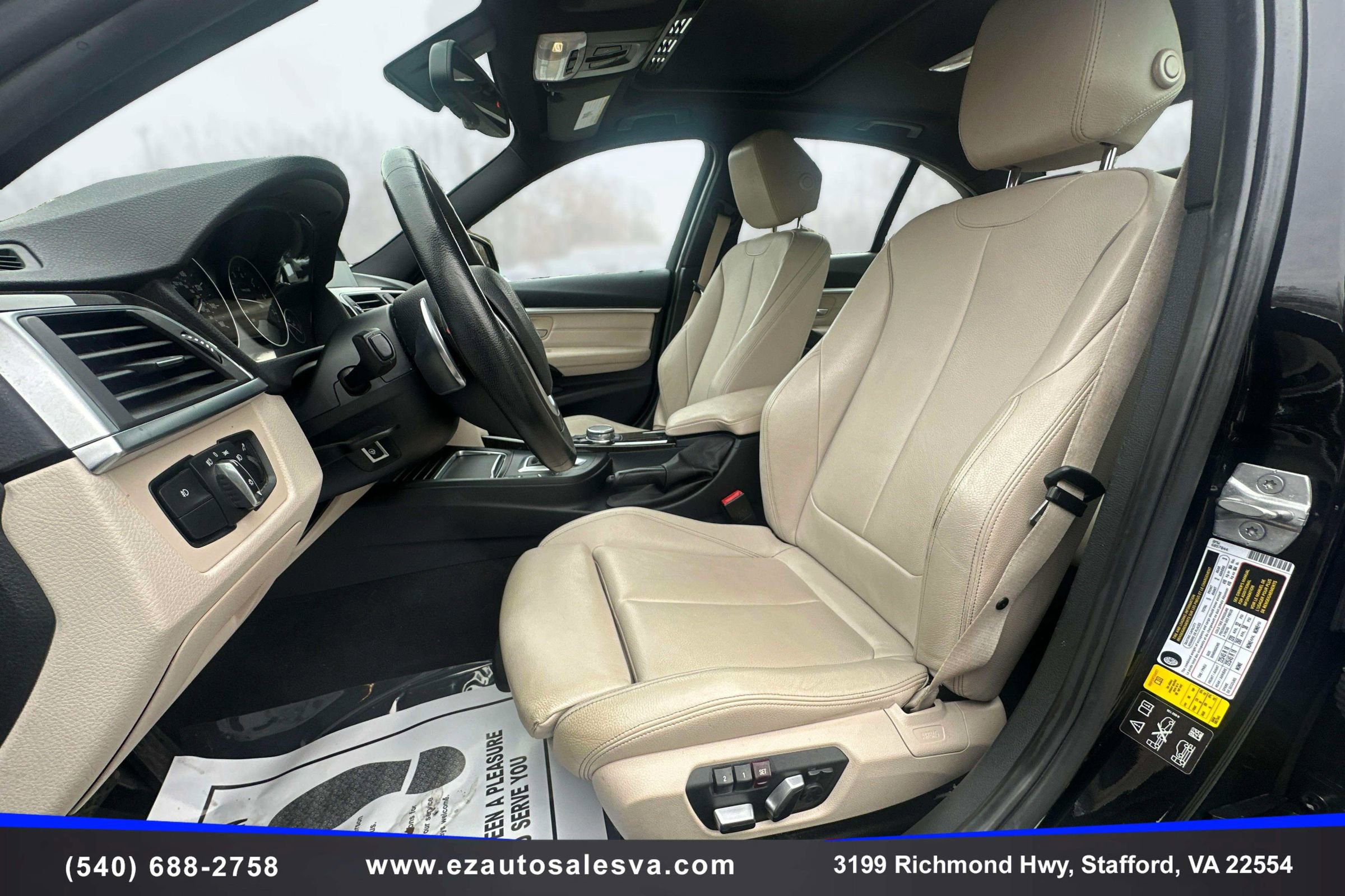 Used 2017 BMW 330i xDrive Sedan image 12