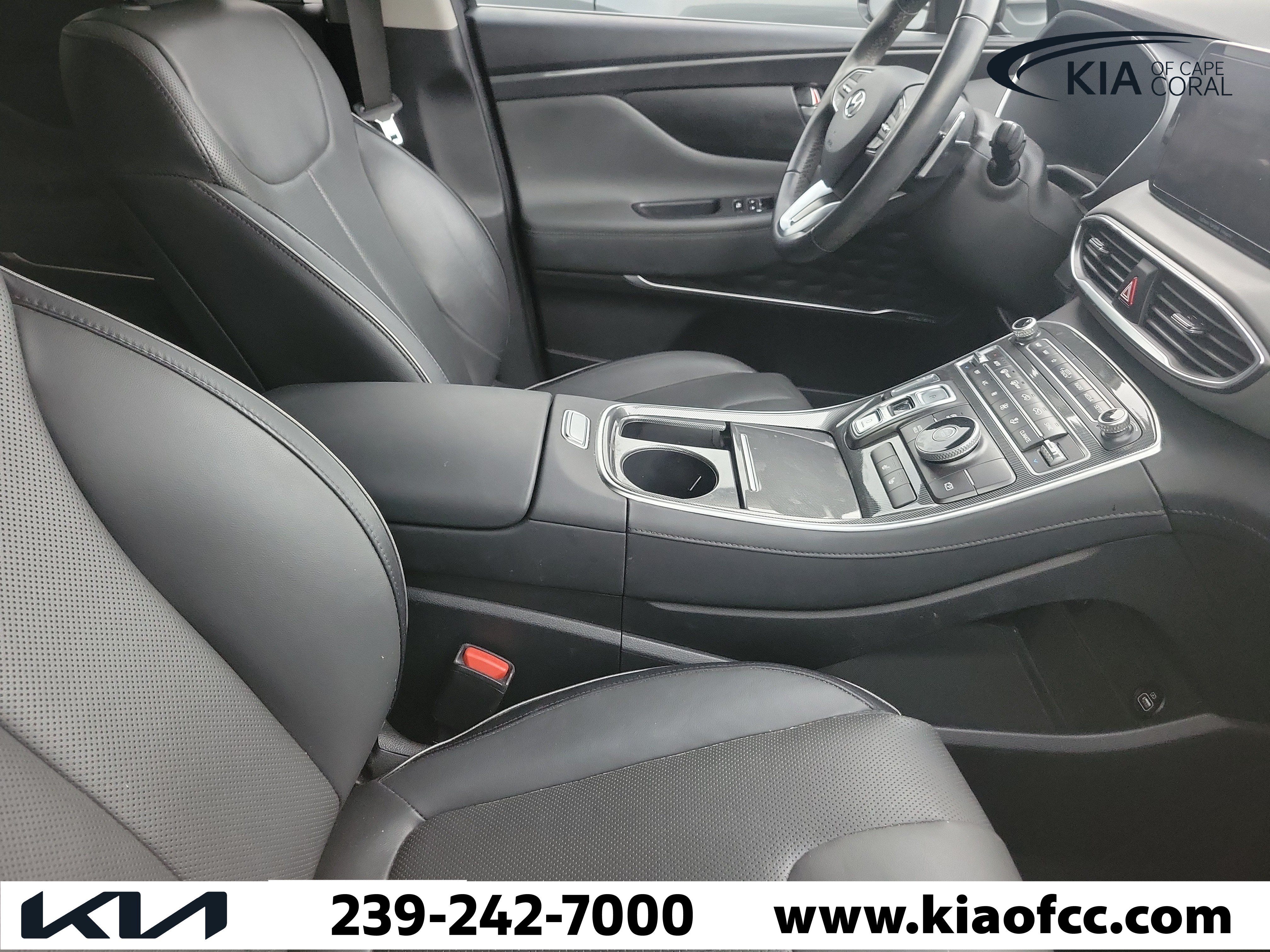 Used 2021 Hyundai Santa Fe SEL w/ Convenience + Premium Package FWD image 10