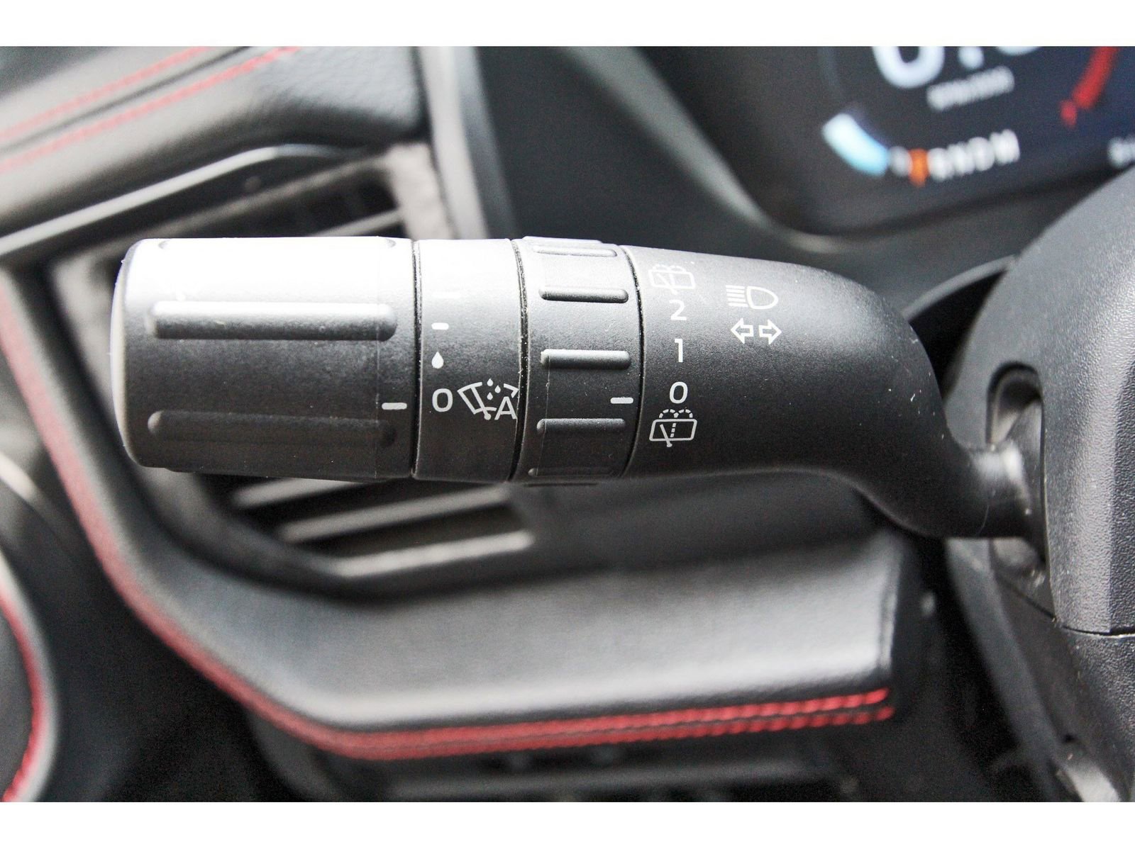 Used 2023 Ford Expedition Limited image 17