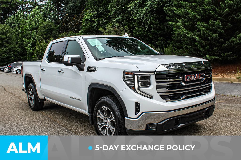 Used 2025 GMC Sierra 1500 SLT RWD image 3