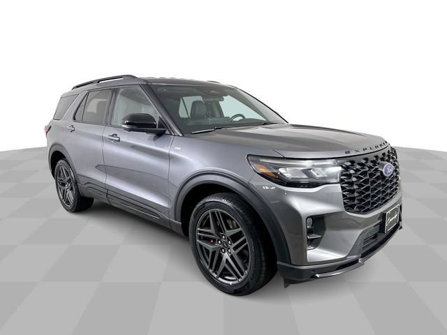 Used 2025 Ford Explorer ST-Line w/ ST-Line Street Pack AWD/4WD image 2